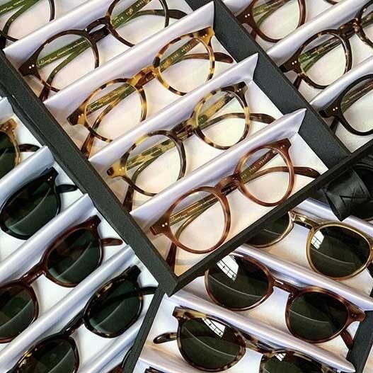 Marque Wallace chez Mallet Opticiens Versailles